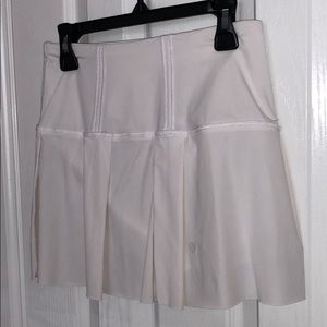 LULULEMON SKIRT